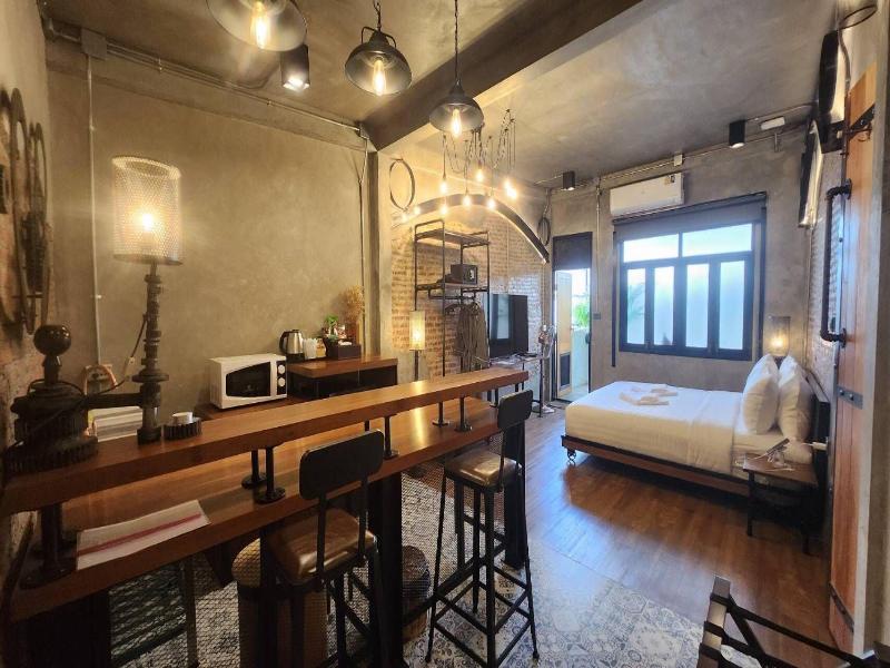 House Of Machine Boutique Hotel - Oda