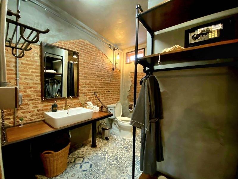 House Of Machine Boutique Hotel - Oda