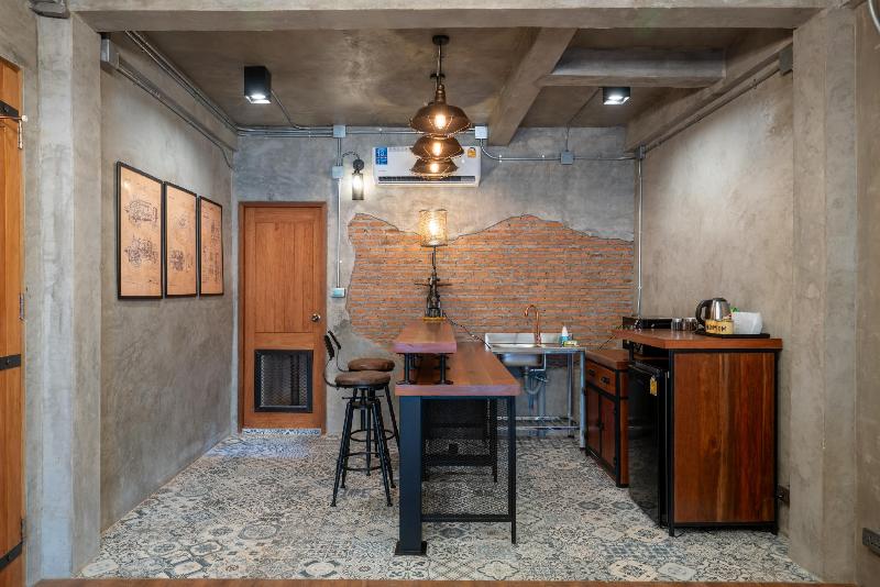 House Of Machine Boutique Hotel - Oda