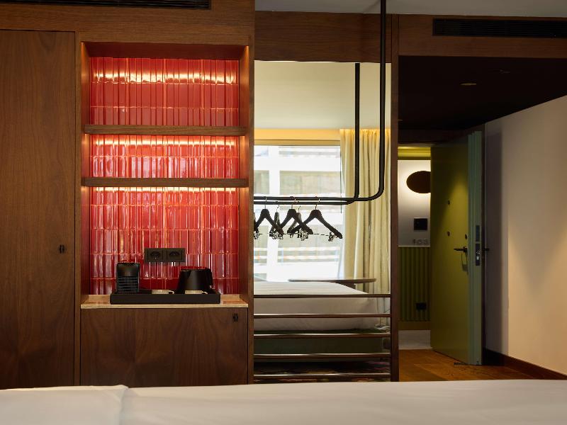 Duo Hotel Lisbon, Curio Collection by Hilton - Oda