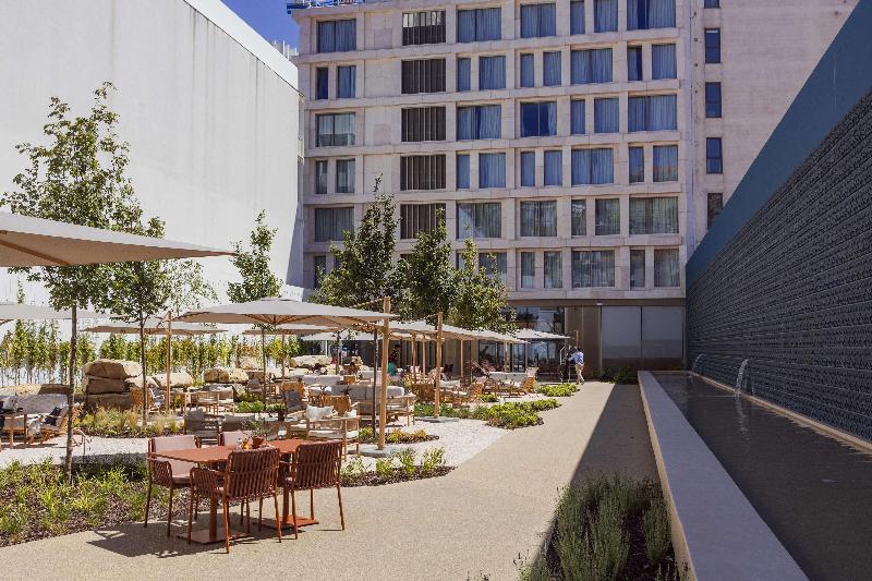 Duo Hotel Lisbon, Curio Collection by Hilton - Restoran