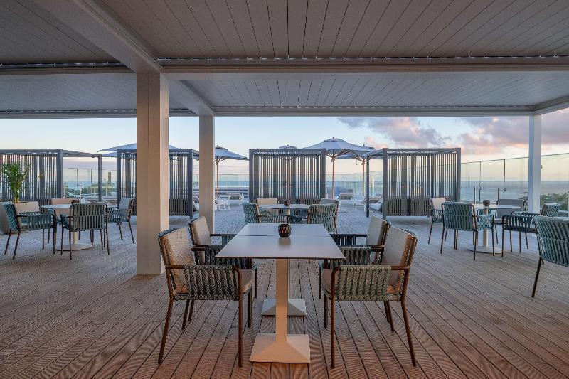 DoubleTree by Hilton Lagoa Azores - Bar