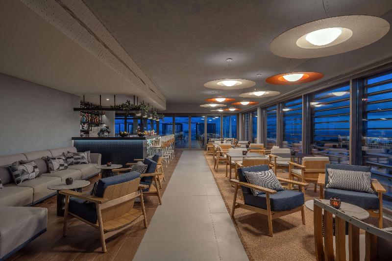 DoubleTree by Hilton Lagoa Azores - Bar