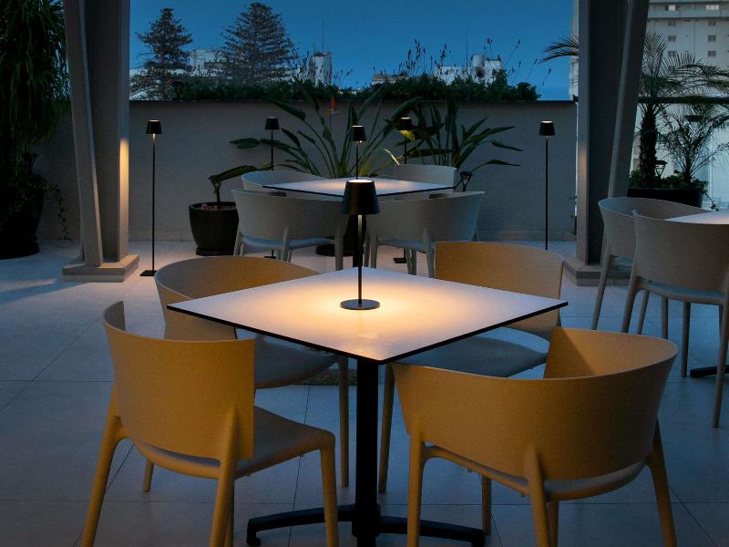 Mercure Larnaca Finikoudes Beach - Bar