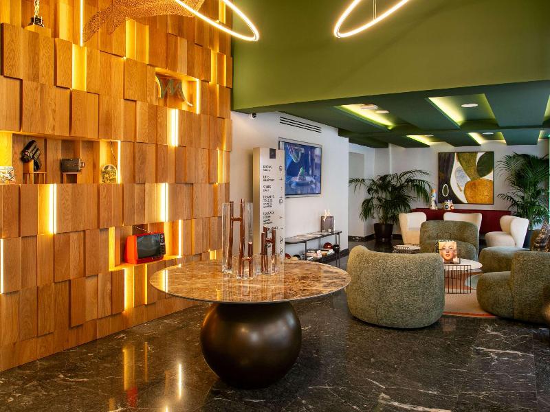Mercure Larnaca Finikoudes Beach - Genel