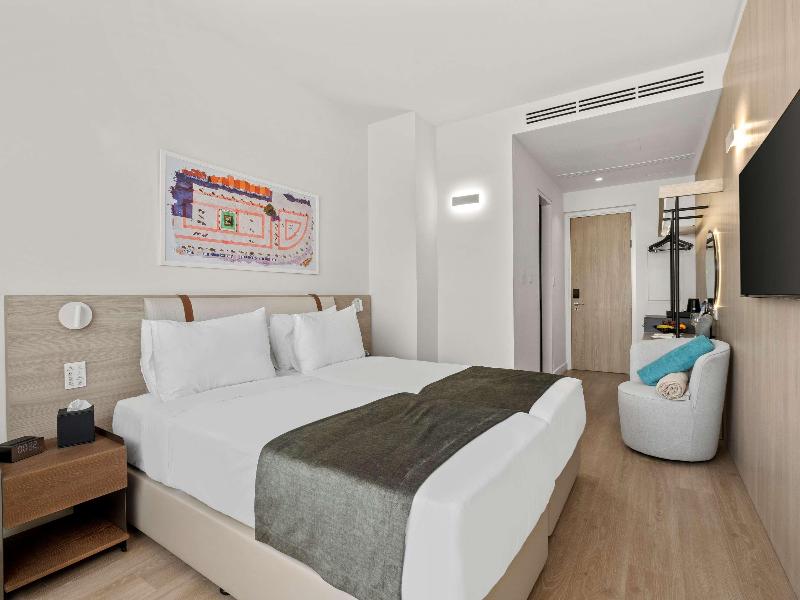 Mercure Larnaca Finikoudes Beach - Oda