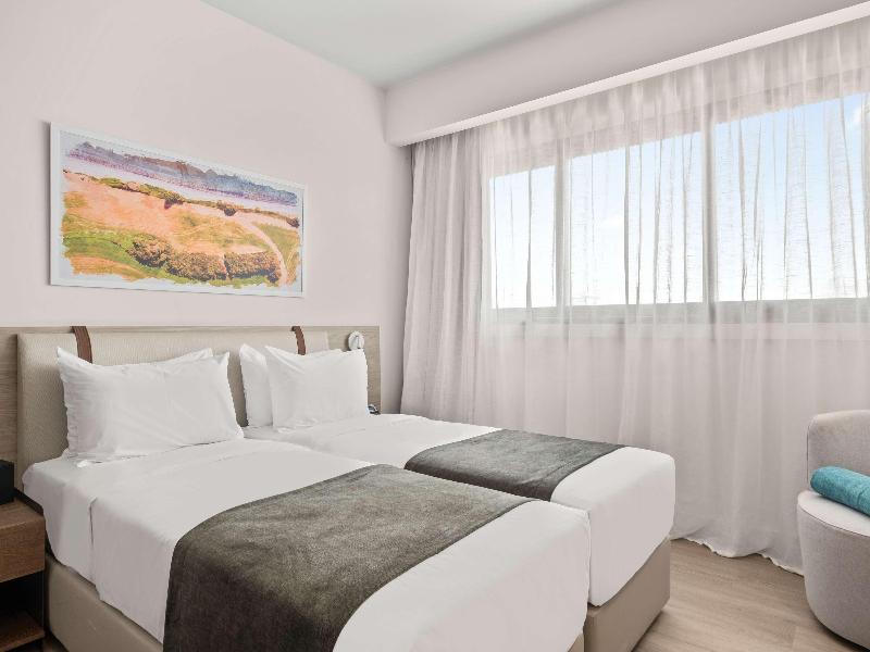 Mercure Larnaca Finikoudes Beach - Oda