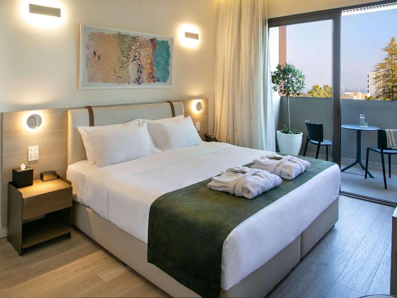 Mercure Larnaca Finikoudes Beach - Oda
