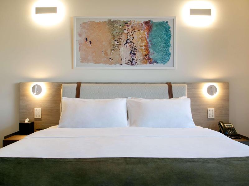 Mercure Larnaca Finikoudes Beach - Oda