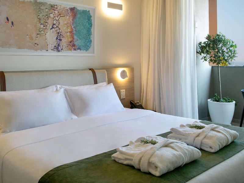 Mercure Larnaca Finikoudes Beach - Oda