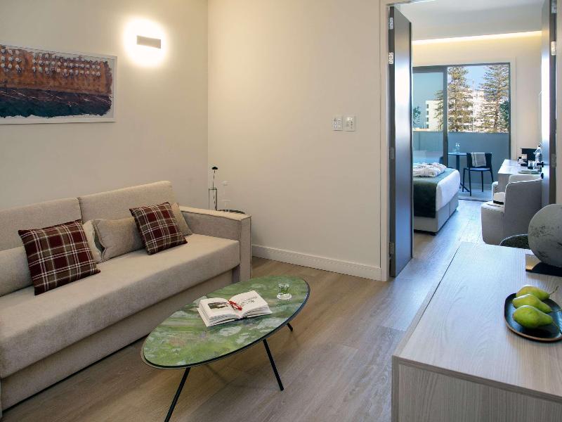 Mercure Larnaca Finikoudes Beach - Oda