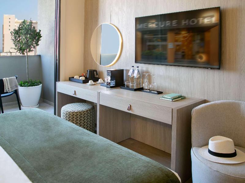 Mercure Larnaca Finikoudes Beach - Oda