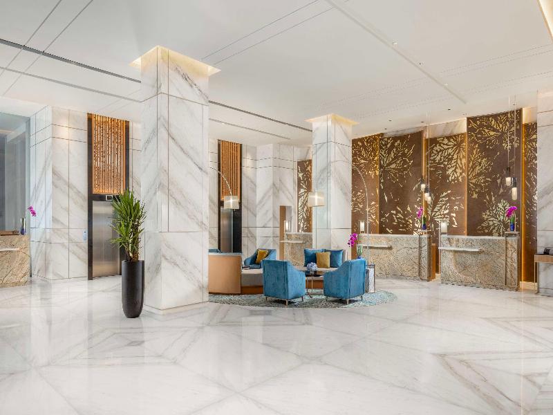 Doubletree By Hilton Jakarta Bintaro Jaya - Lobi