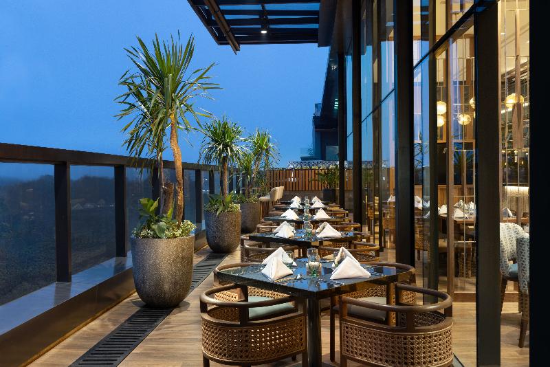 Doubletree By Hilton Jakarta Bintaro Jaya - Restoran