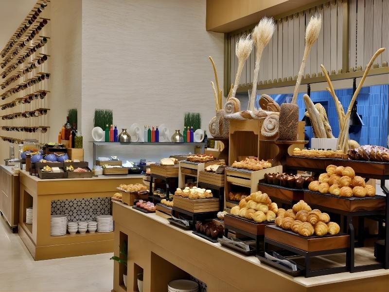 Hilton Al Khobar King Fahd Causeway - Restoran