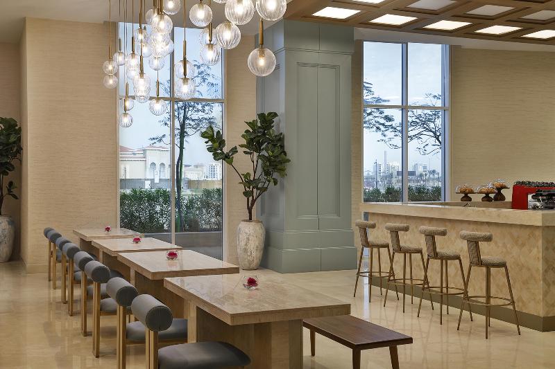 Hilton Al Khobar King Fahd Causeway - Restoran