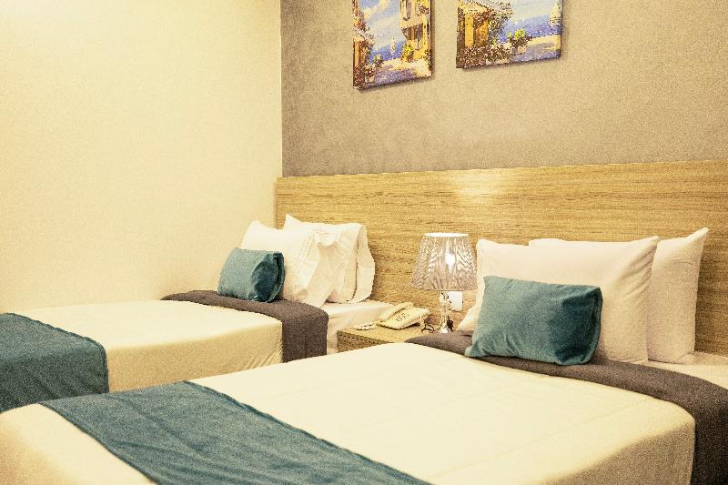 Mar Charbel Hotel - Oda