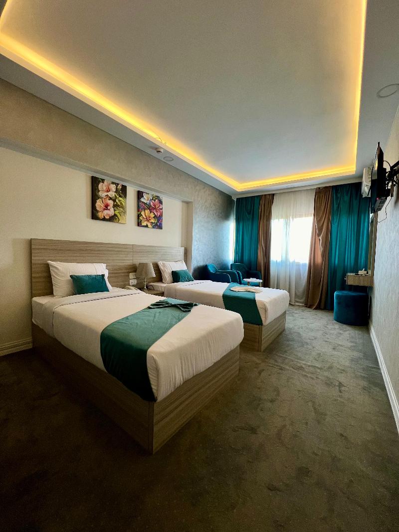 Mar Charbel Hotel - Oda