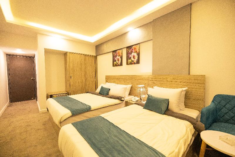 Mar Charbel Hotel - Oda