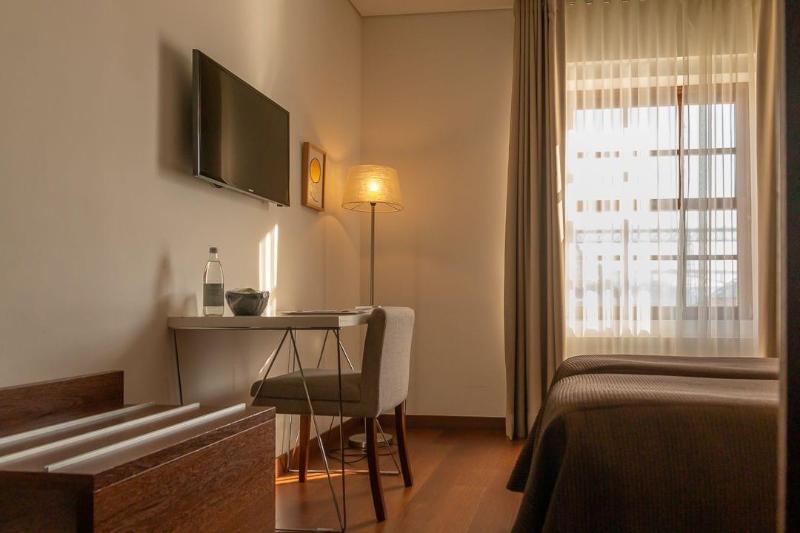 Oca Ribeira Do Porto Hotel - Oda