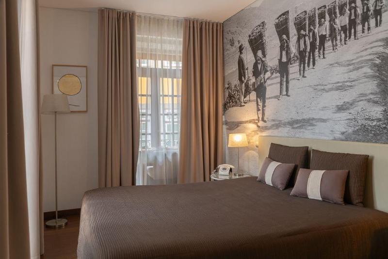 Oca Ribeira Do Porto Hotel - Oda