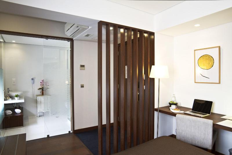 Oca Ribeira Do Porto Hotel - Oda
