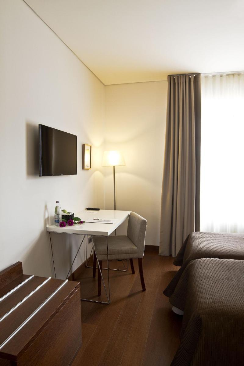 Oca Ribeira Do Porto Hotel - Oda
