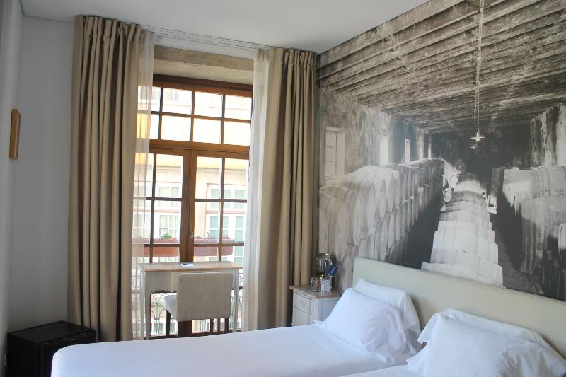 Oca Ribeira Do Porto Hotel - Oda