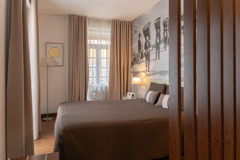 Oca Ribeira Do Porto Hotel - Oda