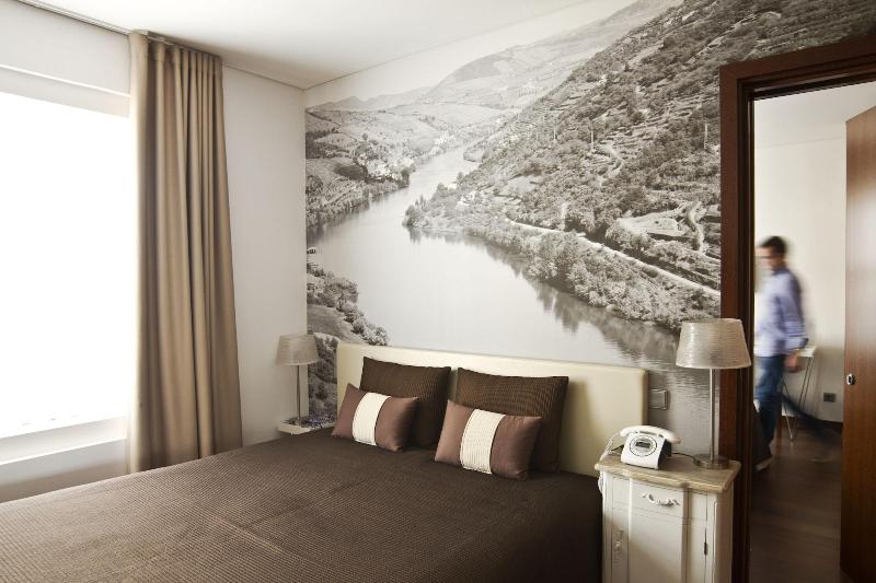 Oca Ribeira Do Porto Hotel - Oda