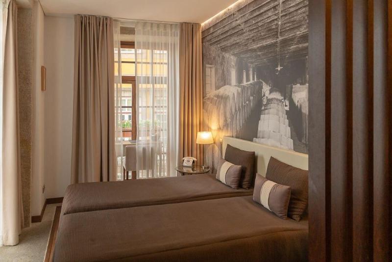 Oca Ribeira Do Porto Hotel - Oda