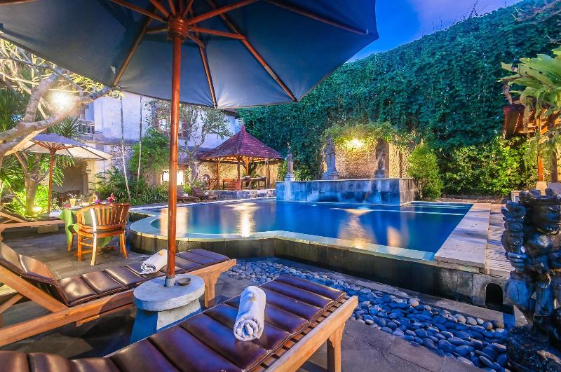 Sahadewa Resort And Spa Ubud - Havuz