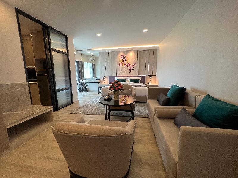 ARNI Skye Hotel - Oda