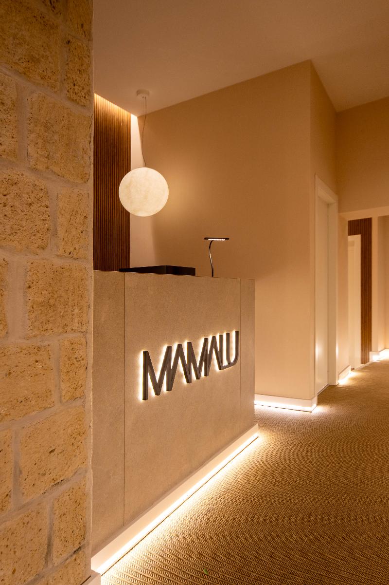 Mamalu Studios And Suites - Lobi