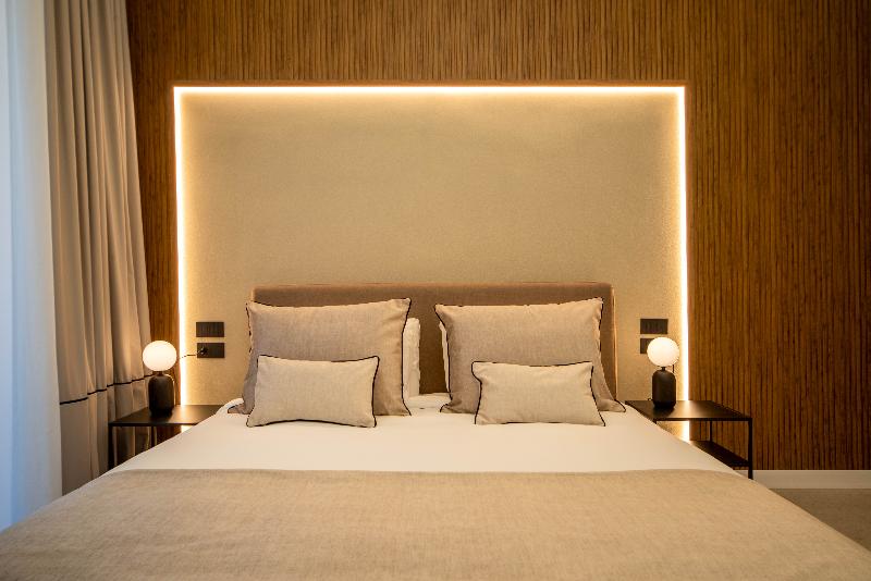 Mamalu Studios And Suites - Oda