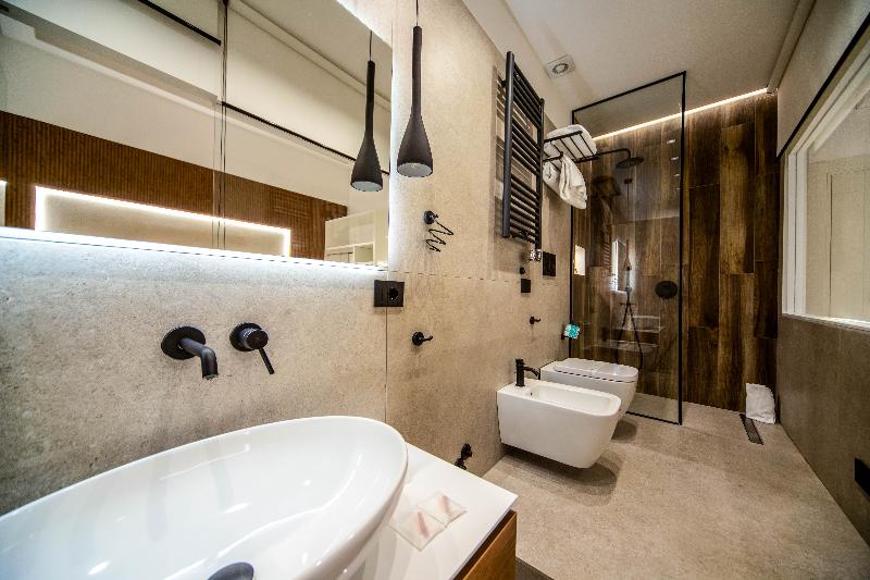 Mamalu Studios And Suites - Oda