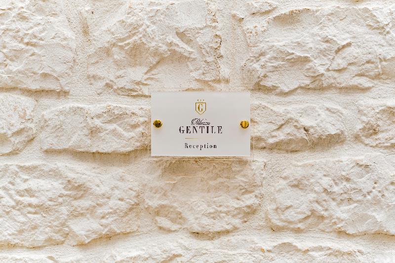 Palazzo Gentile - Genel
