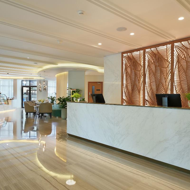 Arabian Park Dubai, an Edge by Rotana Hotel - Lobi
