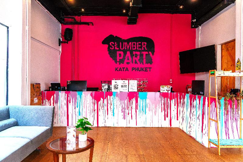 Slumber Party Surf Kata - Lobi