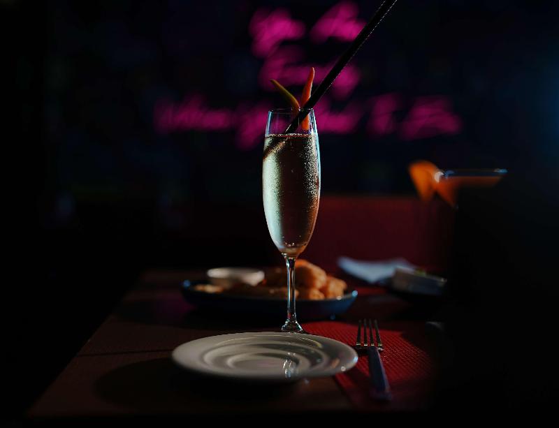 Golden Tulip Muscat - Bar