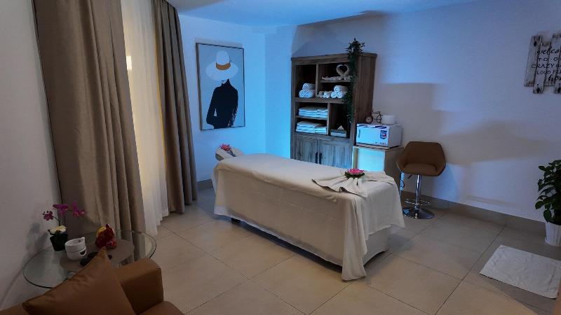 Golden Tulip Muscat - Aktivite