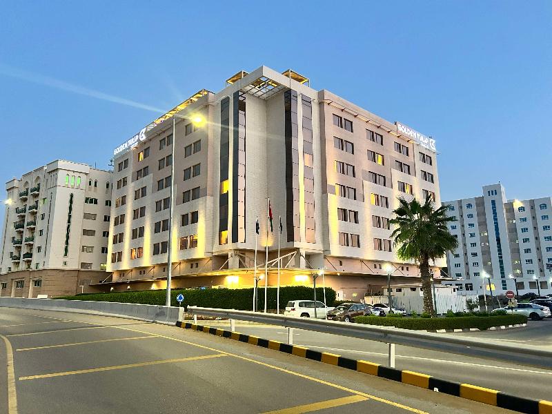 Golden Tulip Muscat - Genel