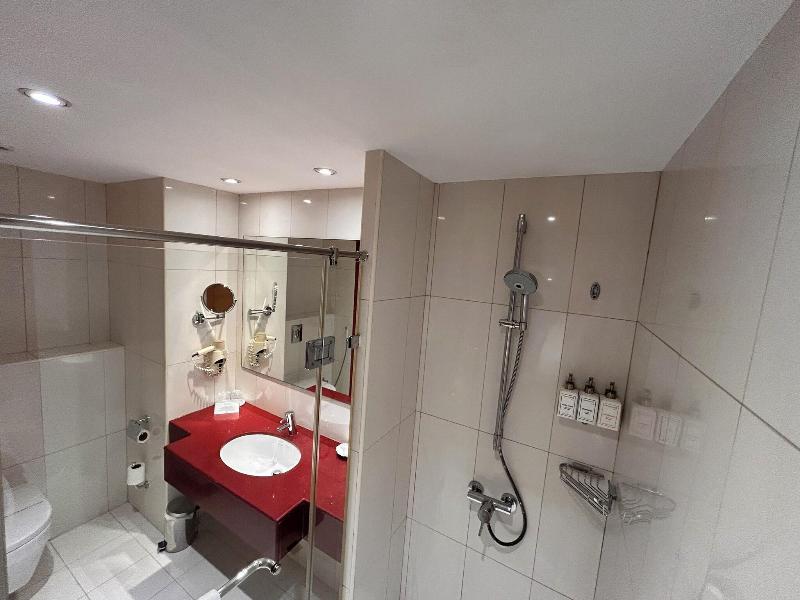 Golden Tulip Muscat - Oda