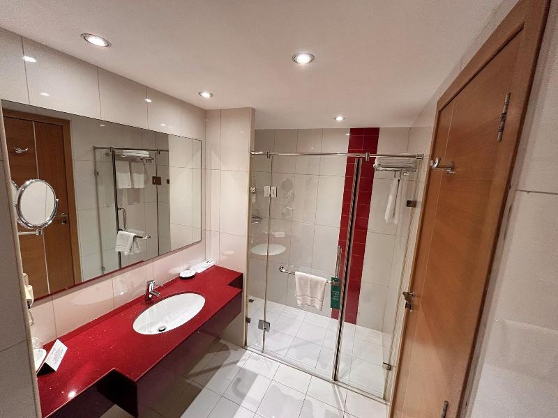 Golden Tulip Muscat - Oda