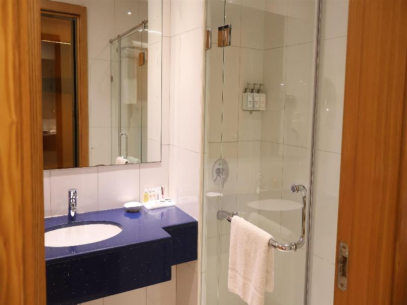 Golden Tulip Muscat - Oda