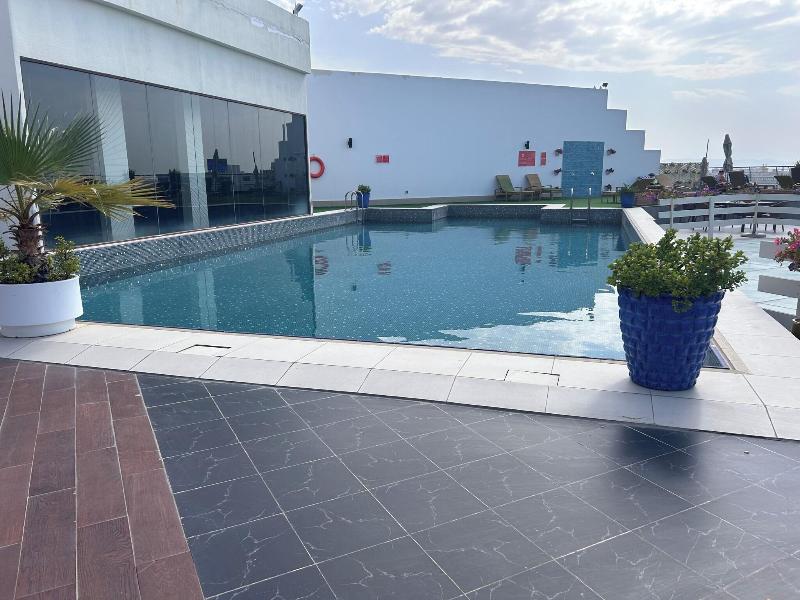 Golden Tulip Muscat - Teras