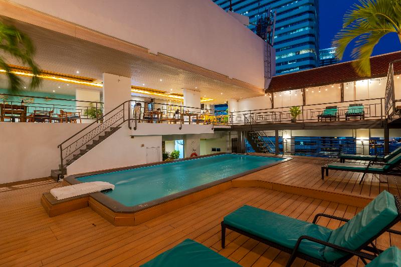 Pinnacle Lumpinee Park - Havuz