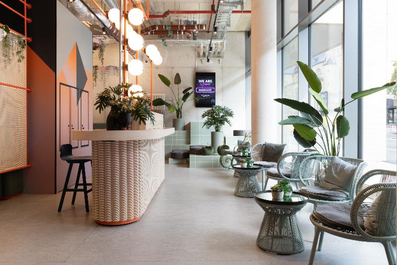 Basecamp Hotel Dortmund - Lobi