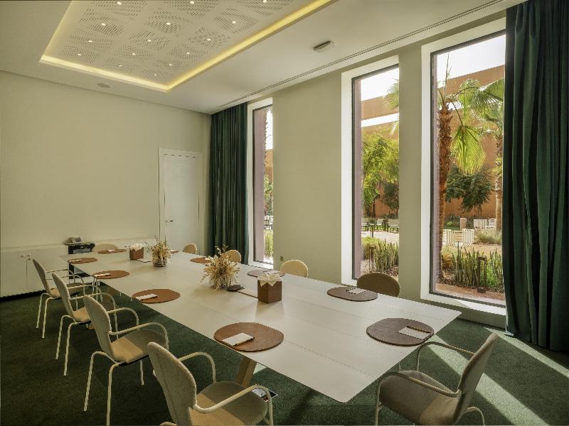 Doubletree By Hilton Ben Guerir Hotel & Residences - Toplantı