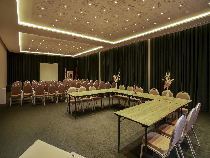 Doubletree By Hilton Ben Guerir Hotel & Residences - Toplantı